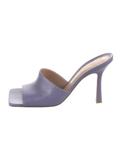 Pre-owned Bottega Veneta Leather Slides In Purple