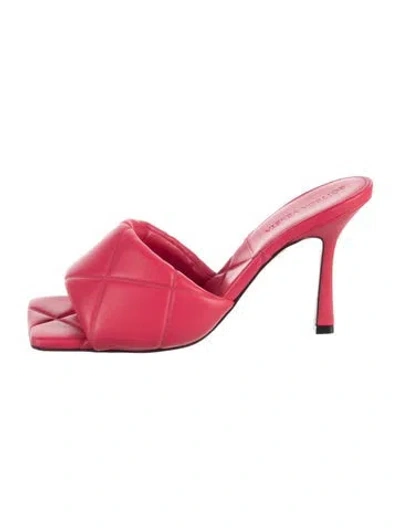 Pre-owned Bottega Veneta Leather Slides In Red