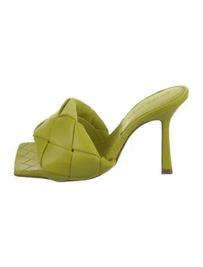 Pre-owned Bottega Veneta Leather Slides In Yellow