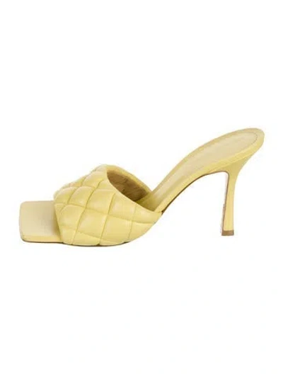 Pre-owned Bottega Veneta Leather Slides In Yellow