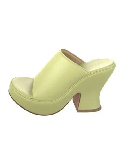 Pre-owned Bottega Veneta Leather Slides In Yellow