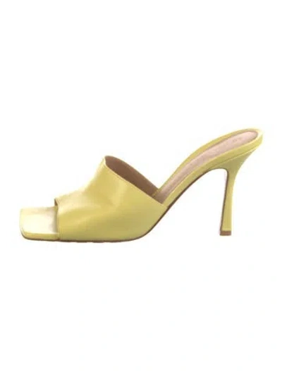 Pre-owned Bottega Veneta Leather Slides In Yellow