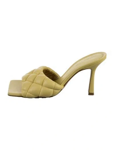 Pre-owned Bottega Veneta Leather Slides In Yellow