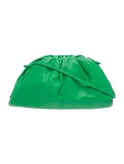 Pre-owned Bottega Veneta Leather The Pouch Mini In Green