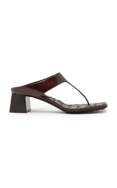 BOTTEGA VENETA LEATHER THONG SANDALS