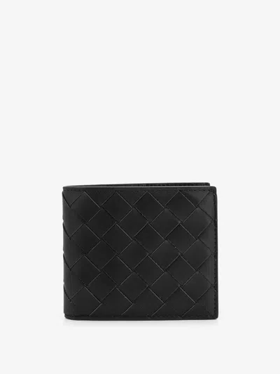 Bottega Veneta Leather Wallet With Intrecciato Pattern In Black