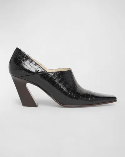 Bottega Veneta Lewis Banzai Leather Loafer Pumps In Black