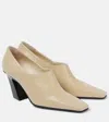 Bottega Veneta Lewis Leather Pumps In Beige