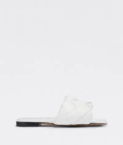 BOTTEGA VENETA LIDO FLAT SANDAL