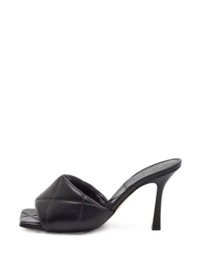 Pre-owned Bottega Veneta Lido Padded Sandals In Black