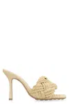 Bottega Veneta Lido 90 Raffia Intrecciato Mule In Beige