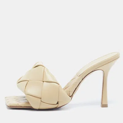 Pre-owned Bottega Veneta Lido Size 37 Beige Intrecciato Leather Slide Sandals