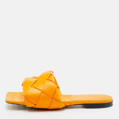 Pre-owned Bottega Veneta Lido Size 38 Orange Intrecciato Leather Flat Slide Sandals