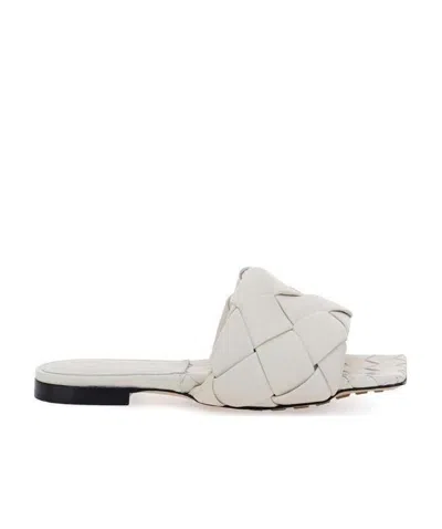 Bottega Veneta Lido Woven Sandals In White