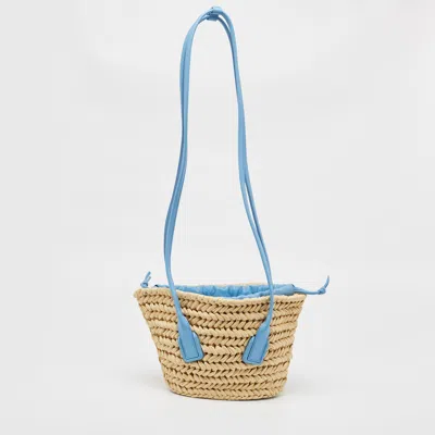 Pre-owned Bottega Veneta Light Blue/beige Raffia And Leather Small Arco Basket Bag