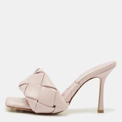 Pre-owned Bottega Veneta Light Lilac Intrecciato Leather Lido Slide Sandals Size 39 In Purple