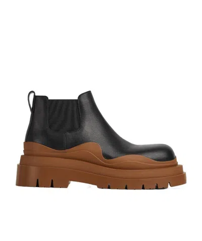 Bottega Veneta Logo Chelsea Ankle Boots In Black/cognac