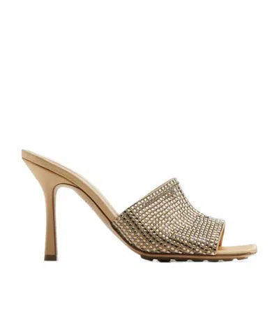 Bottega Veneta Logo Diamond Pendant High-heeled Sandals In Cane Sugar