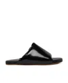Bottega Veneta Logo Flat Bottom Flip-flop In Black