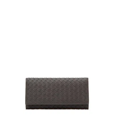 Bottega Veneta Logo Folding Wallet In Black