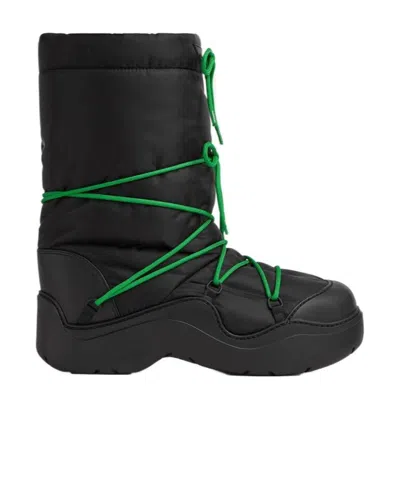 Bottega Veneta Logo Lace Up Boots In Black