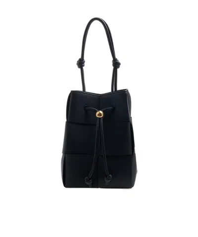 Bottega Veneta Logo Shoulder Bag In Black