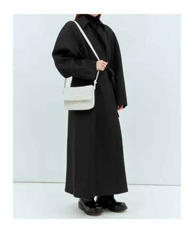 Bottega Veneta Logo Shoulder Bag In Black