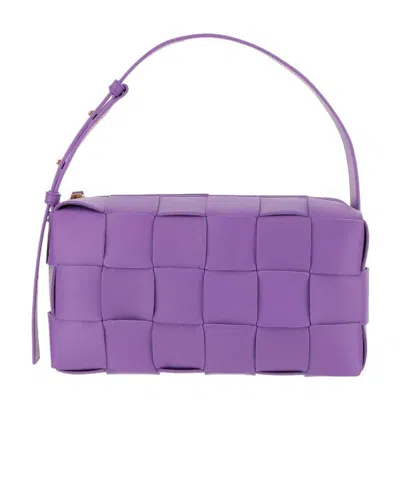 Bottega Veneta Logo Shoulder Bag In Purple