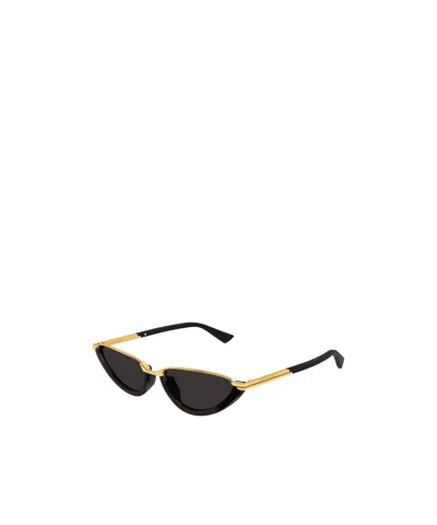 Bottega Veneta Logo Sunglasses In Gold