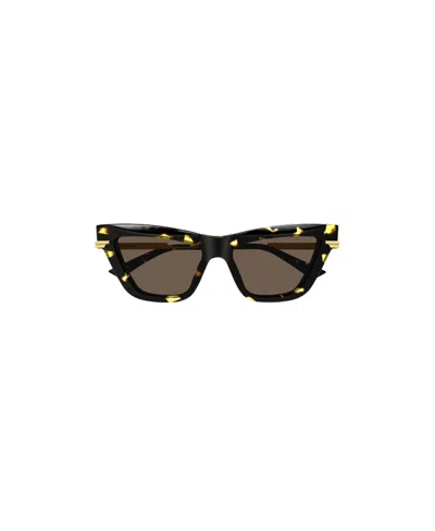 Bottega Veneta Logo Sunglasses In Black