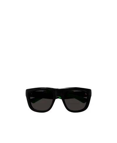 Bottega Veneta Logo Sunglasses In Black
