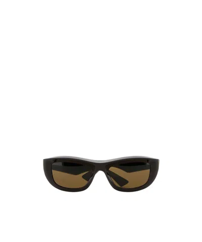 Bottega Veneta Logo Sunglasses In Black
