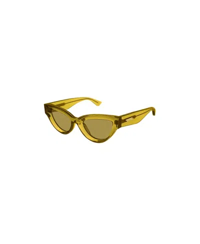 BOTTEGA VENETA BOTTEGA VENETA EYEWEAR SHARP CAT EYE SUNGLASSES