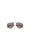 Bottega Veneta Logo Sunglasses In Gray