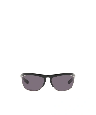 Bottega Veneta Logo Sunglasses In Gray