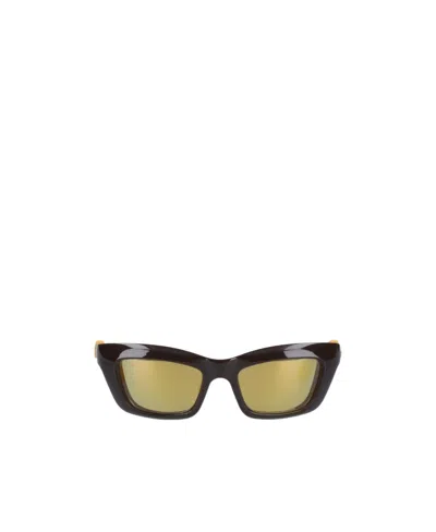 Bottega Veneta Logo Sunglasses In Nude