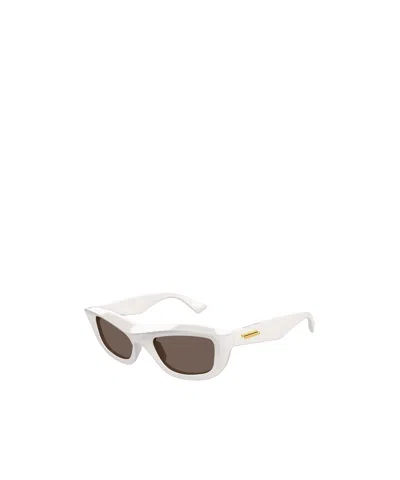 Bottega Veneta Logo Sunglasses In White