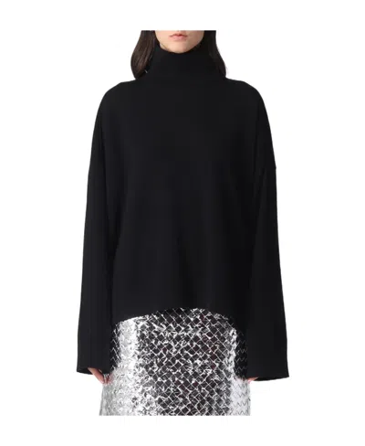 Bottega Veneta Long-sleeved High-neck Sweater In Black