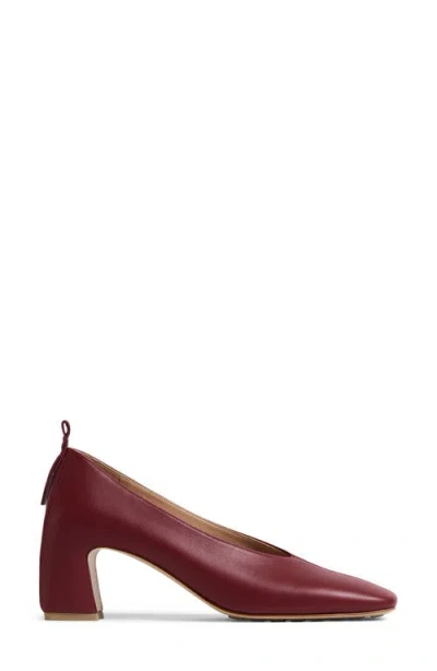 Bottega Veneta Lucy Square Toe Pump In Red