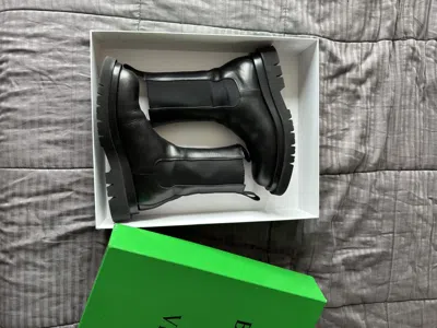 Pre-owned Bottega Veneta Lug Chelsea Boot In Black