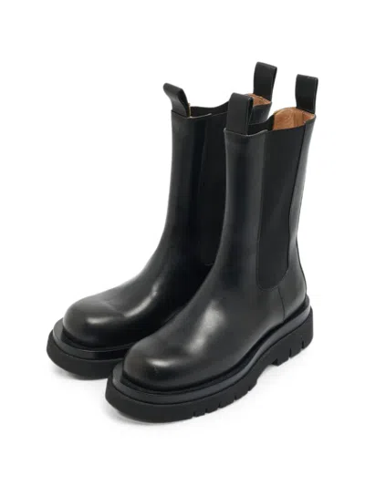 Pre-owned Bottega Veneta Lug Chelsea Boots In Black