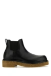 Bottega Veneta Sophisticated Leather Ankle Boots For Men In Black