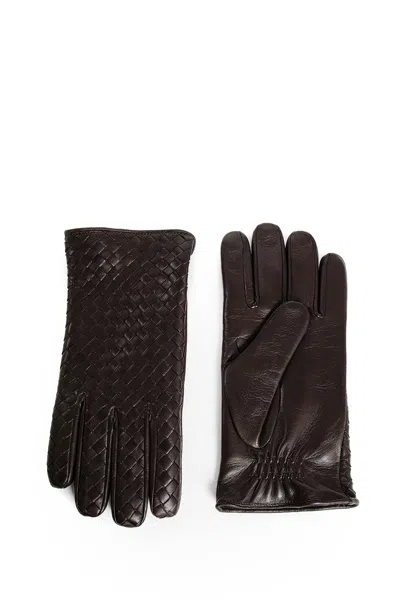 Bottega Veneta Intrecciato Leather Gloves In Brown