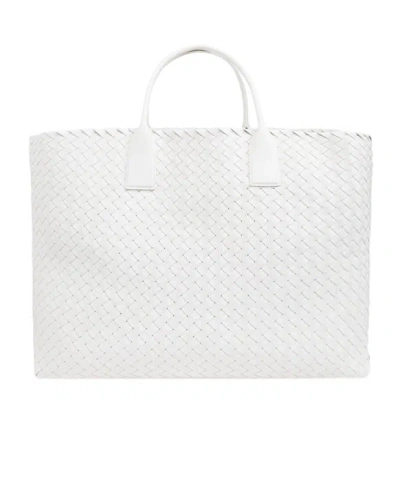 Bottega Veneta Maxi Cabat Intraccio Knitted Handbag In White