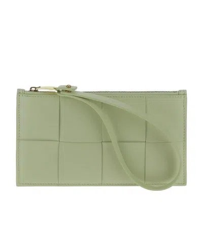 Bottega Veneta Maxi Intrecciato Leather Zipped Pouch In Green