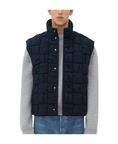 Bottega Veneta Maxi Intrecciato Quilted Gilet In Black