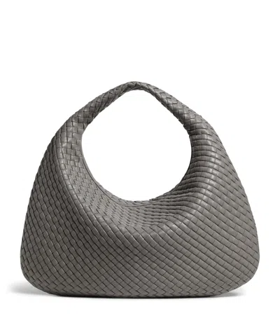 Bottega Veneta Maxi Leather Veneta Shoulder Bag In Gray