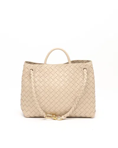 Bottega Veneta Medium Andiamo Bag In Sand