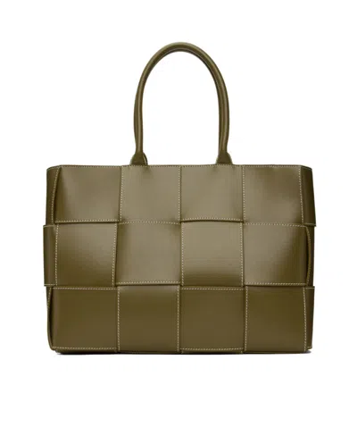 Bottega Veneta Medium Arco Knitted Handbag In Green