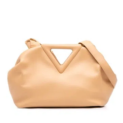 Pre-owned Bottega Veneta Medium Calfskin Leather The Point Triangle Satchel In White